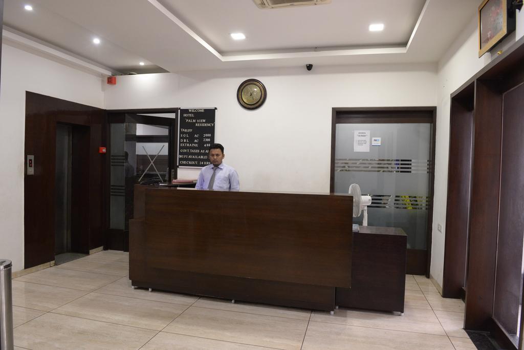 Hotel Palm View Residency Вадодара Экстерьер фото